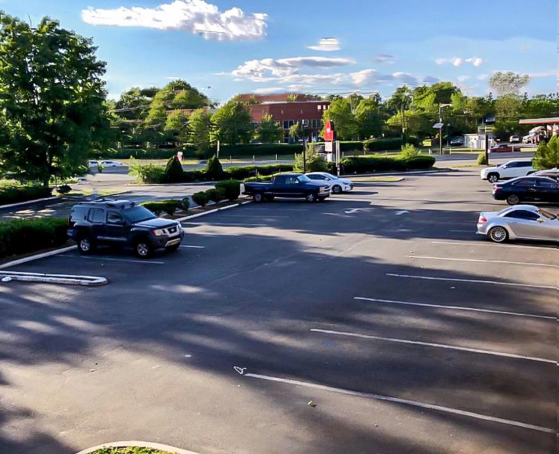 Oyo Hotel Edison Nj Route 1 Exterior foto