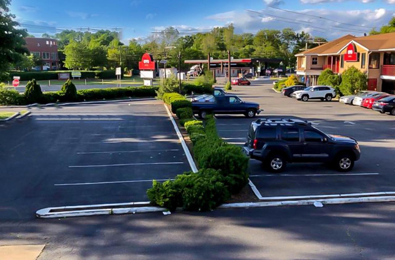 Oyo Hotel Edison Nj Route 1 Exterior foto